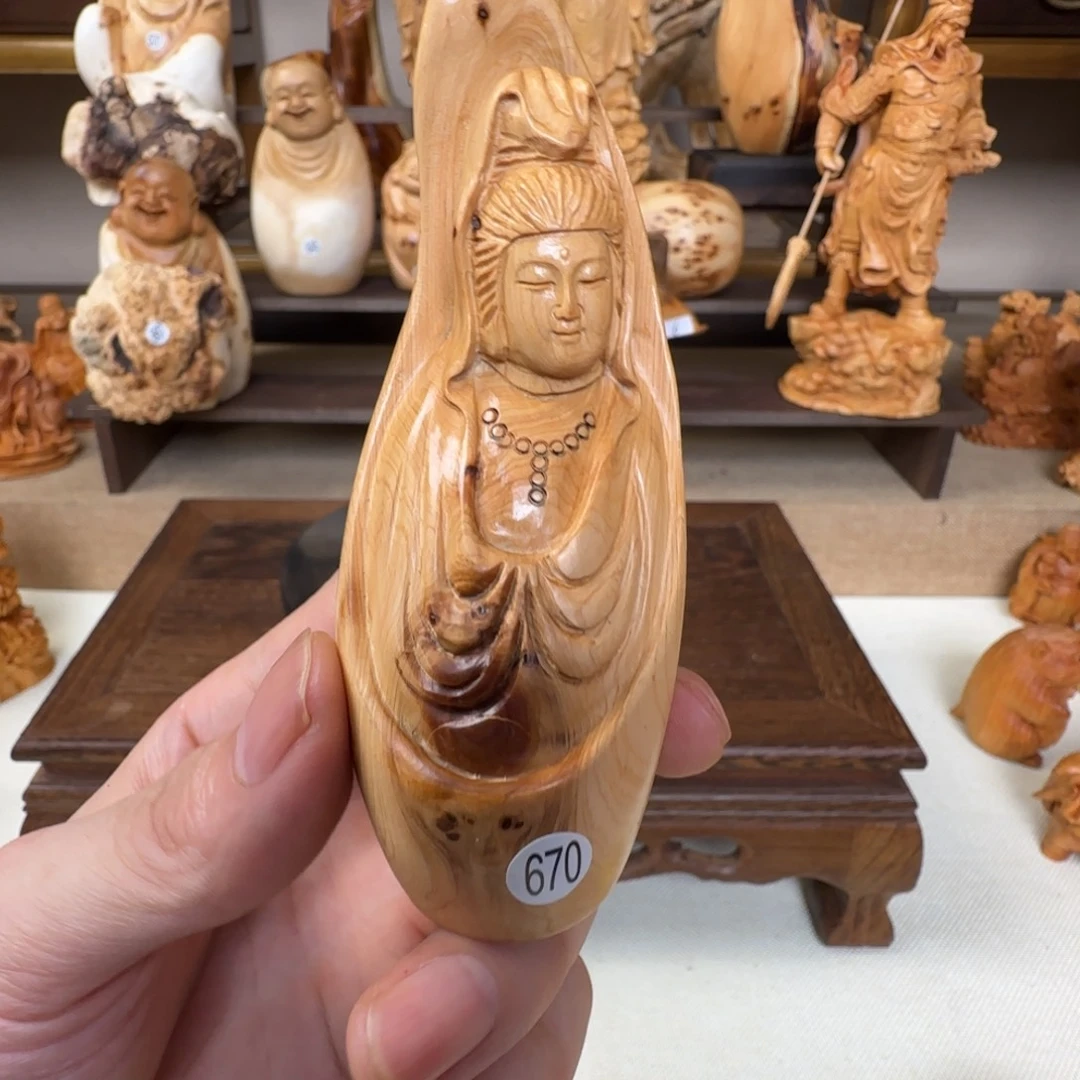 崖柏小木匠艺雕一物一拍