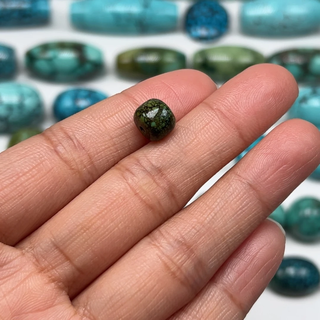 绿松石珠宝奇石未镶嵌河**玛