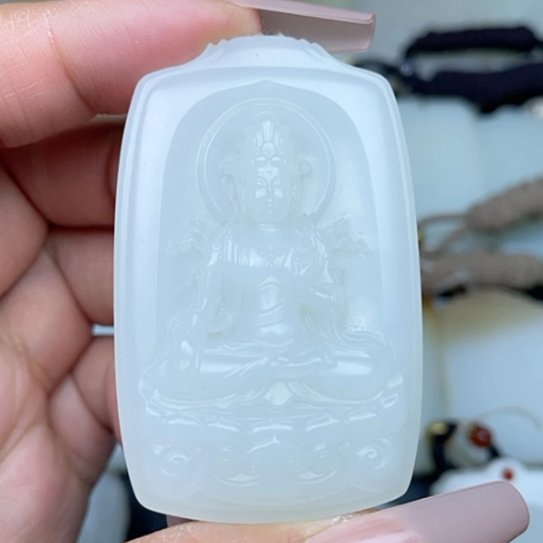 【闪购商品】颈饰未镶嵌和田玉