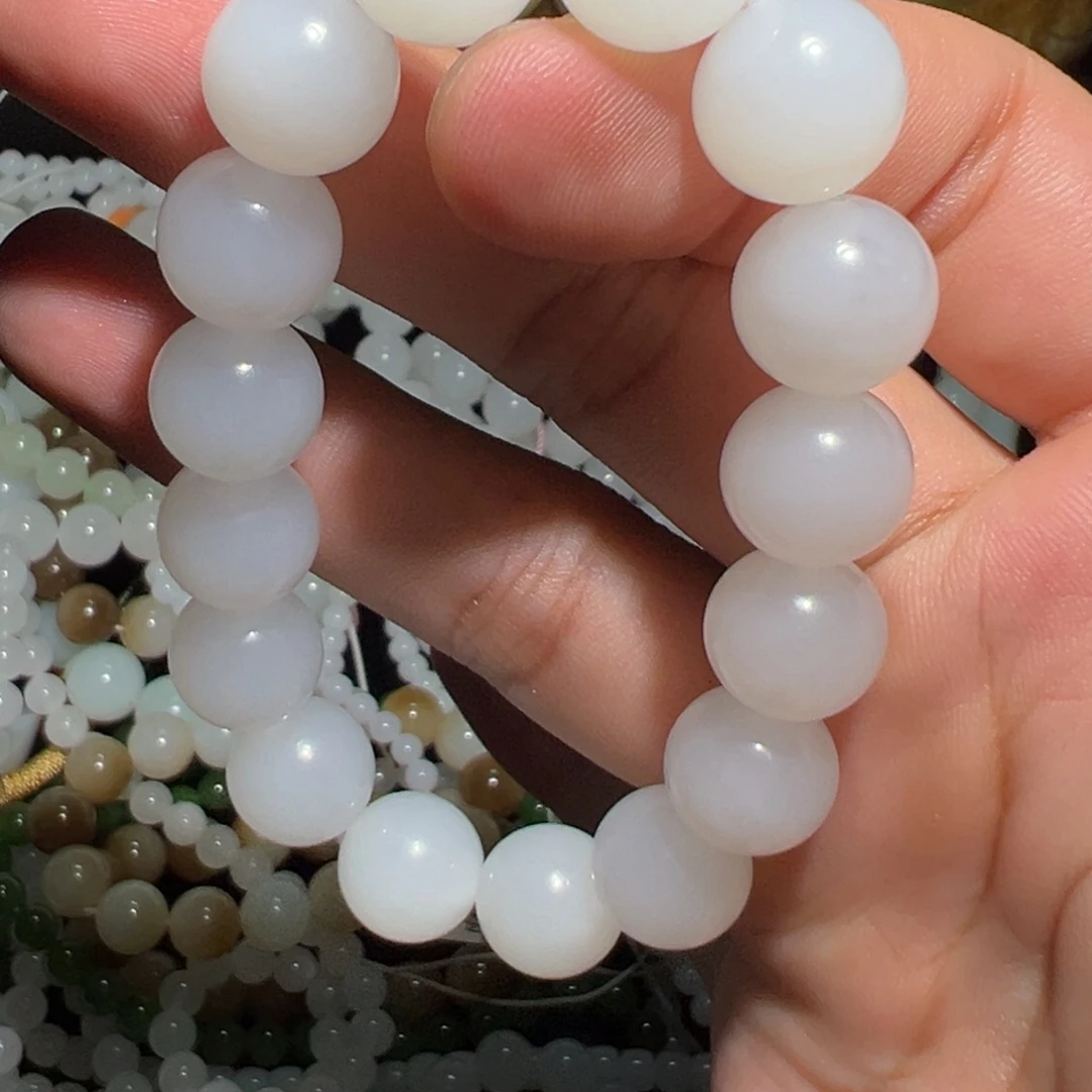 狂***p颈饰未镶嵌和田玉