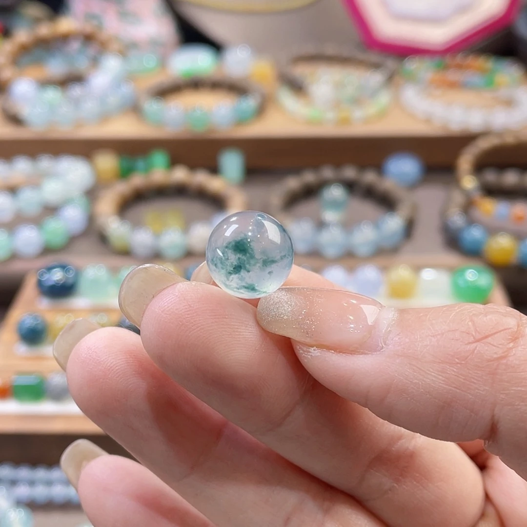 【闪购商品】翡翠颈饰未镶嵌高冰飘花