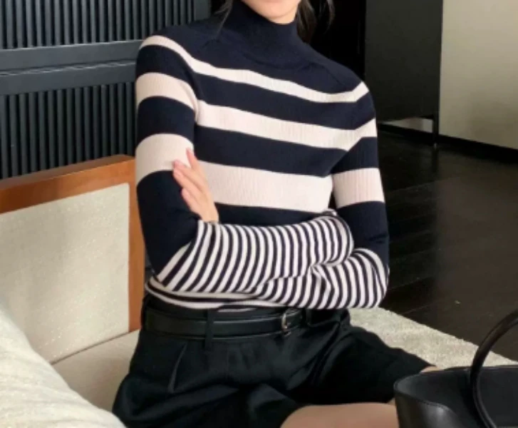 New Merry2025新款新色针织条纹长袖上衣女时尚