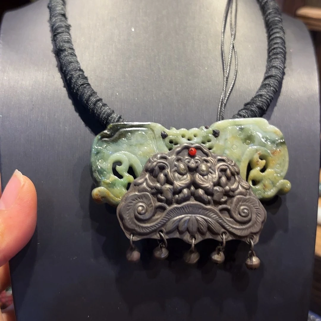 翡翠未镶嵌颈饰原创