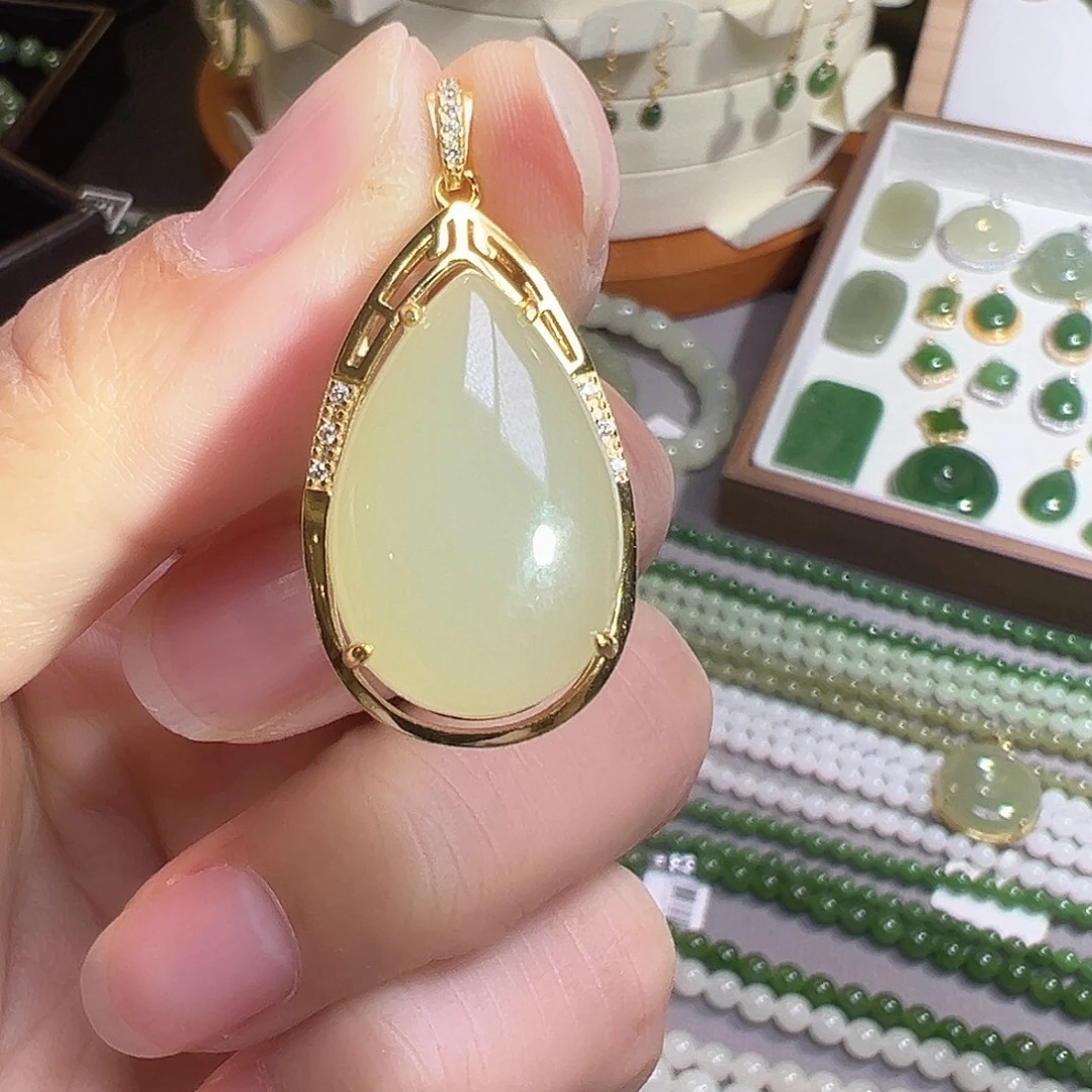 和田玉（青白玉）银S925镀金镶嵌颈饰