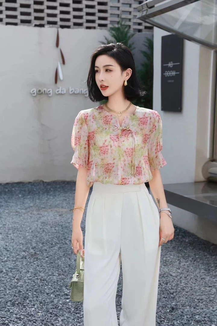 印花圆领短袖度假风宽松短袖T恤显瘦夏季设计师洋气女士气质百搭