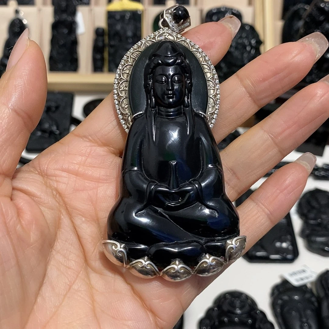 小***万岫玉未镶嵌纯天然岫玉颈饰