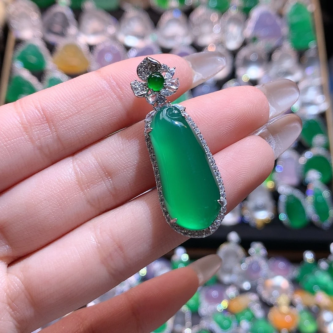 玛瑙/玉髓颈饰银S925镶嵌