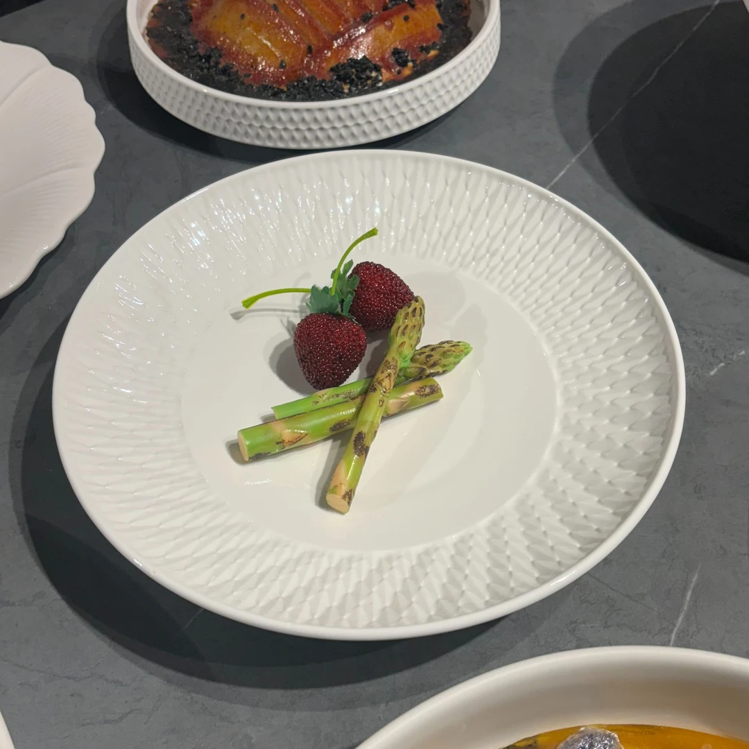 【一亨工艺】2025涟漪新款机制波纹深盘weib003陶瓷盘子