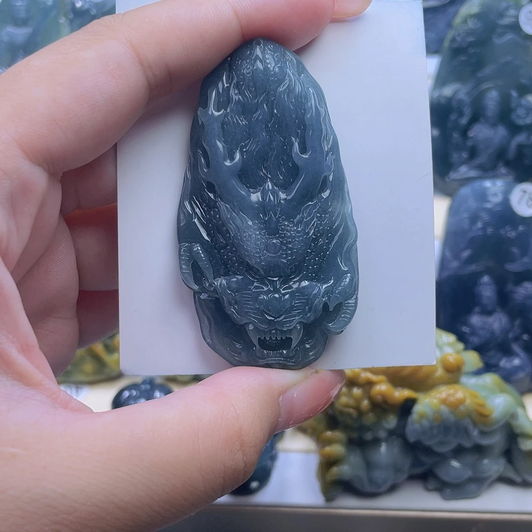 翡翠未镶嵌颈饰翡翠未镶嵌