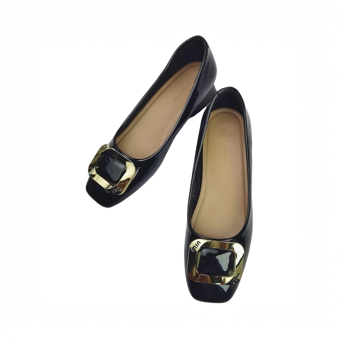 女士方头浅口单鞋尖头休闲气质平底浅口妈妈鞋低跟女鞋漆皮百搭