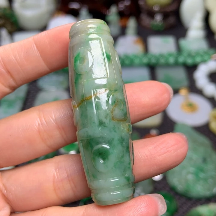 未镶嵌挂件翡翠清