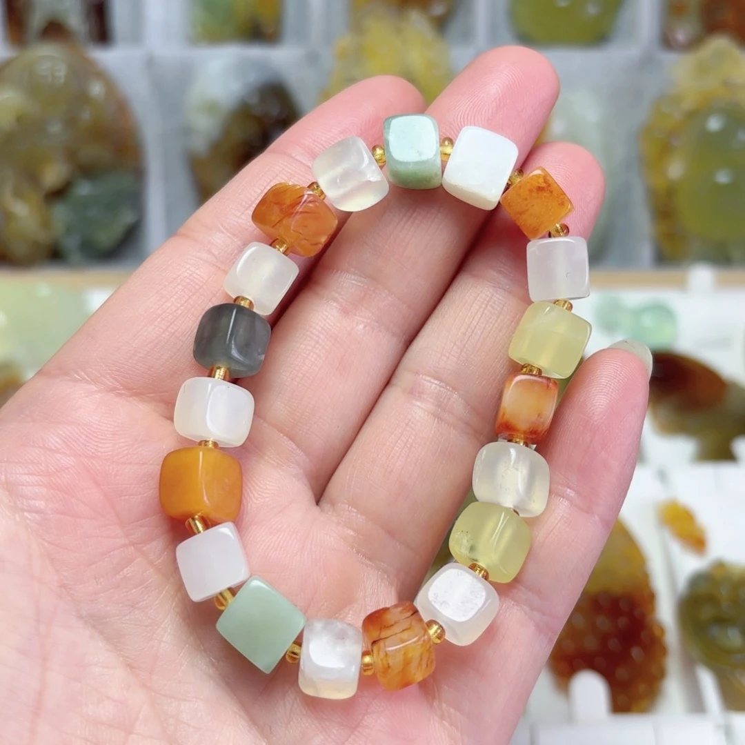 未镶嵌蛇纹石玉吊坠(不含链)