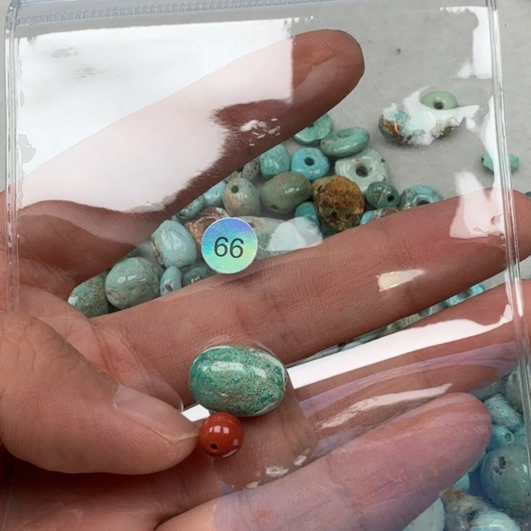 南红玛瑙未镶嵌珠宝奇石