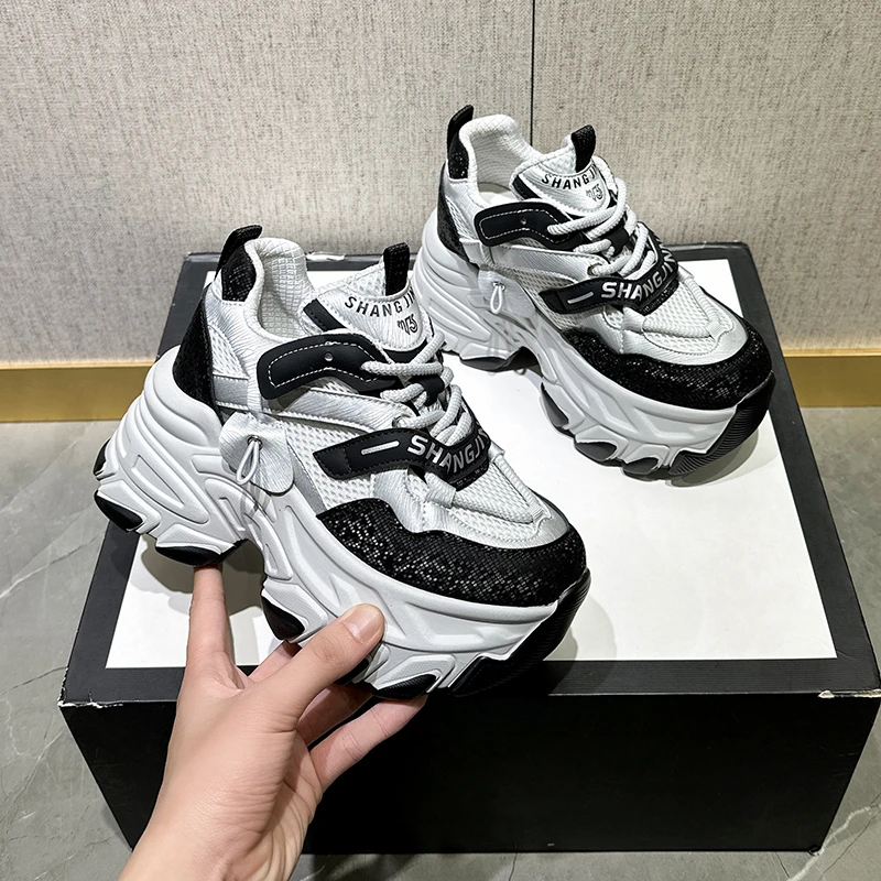 10cm超厚底老爹鞋女2025新款软底时尚隐形增高松糕运动鞋女小个子