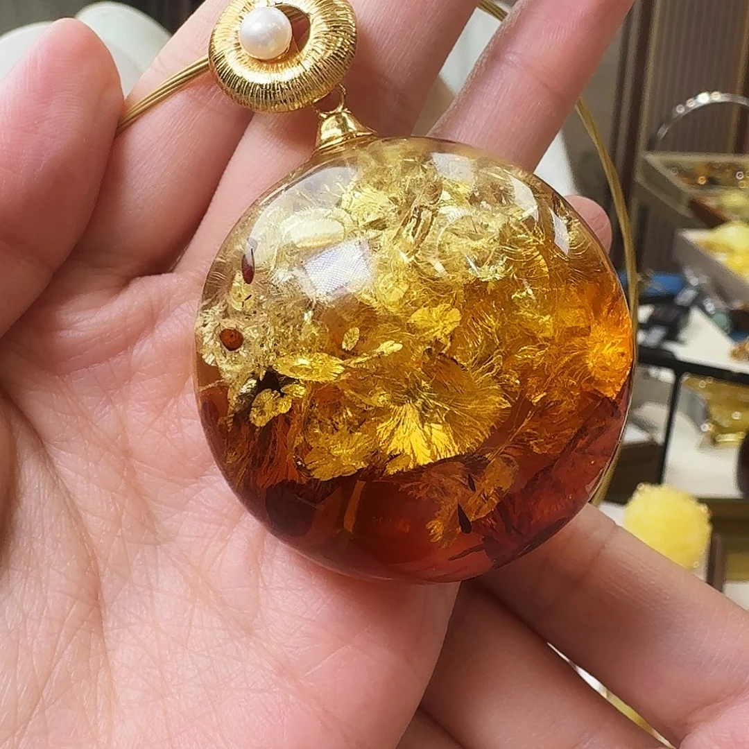 琥珀未镶嵌颈饰吊坠