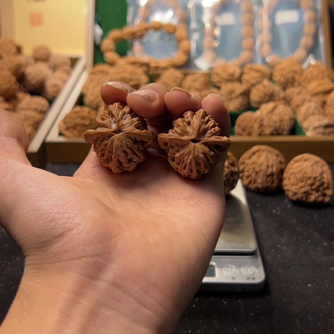 小*胡文玩核桃文玩手串