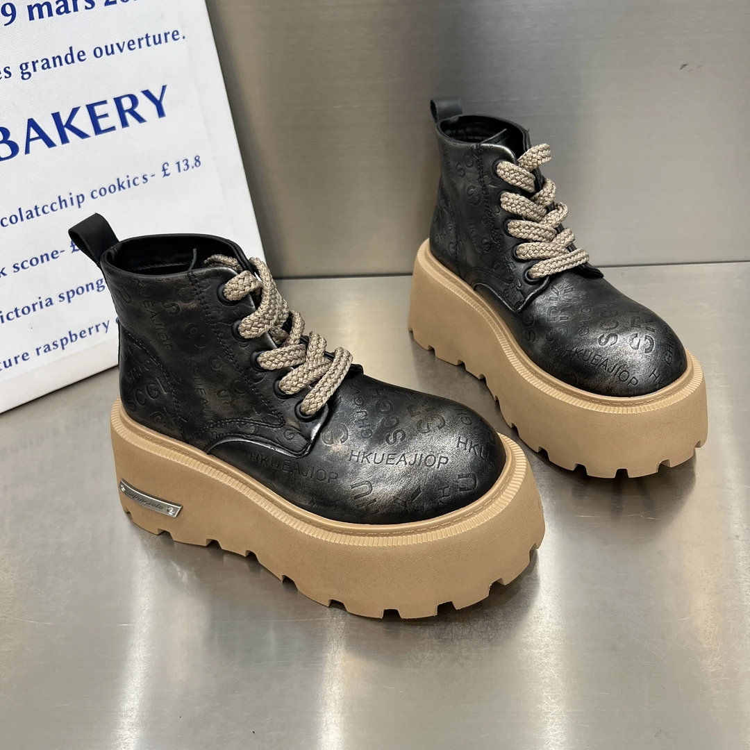 【8cm时尚撞色减龄马丁靴】新款潮流百搭舒适超轻休闲减龄马丁靴