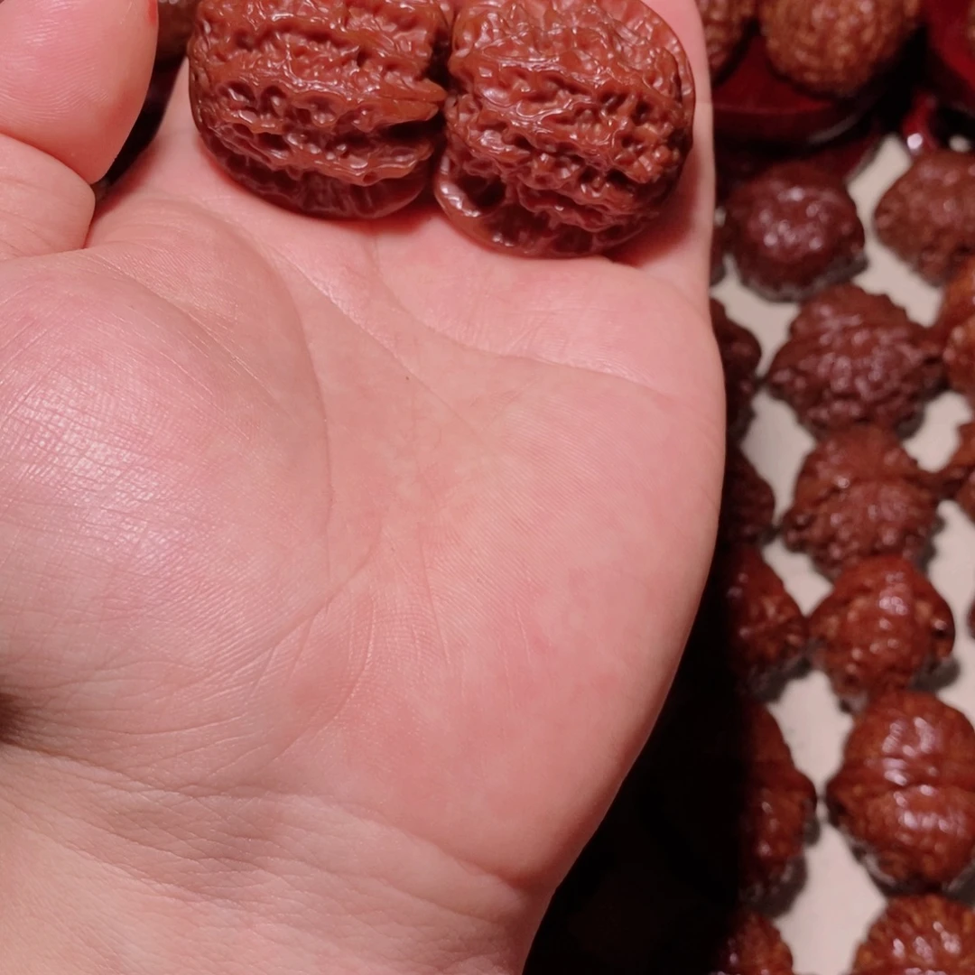 5***。桃核吊坠越起劲越起劲