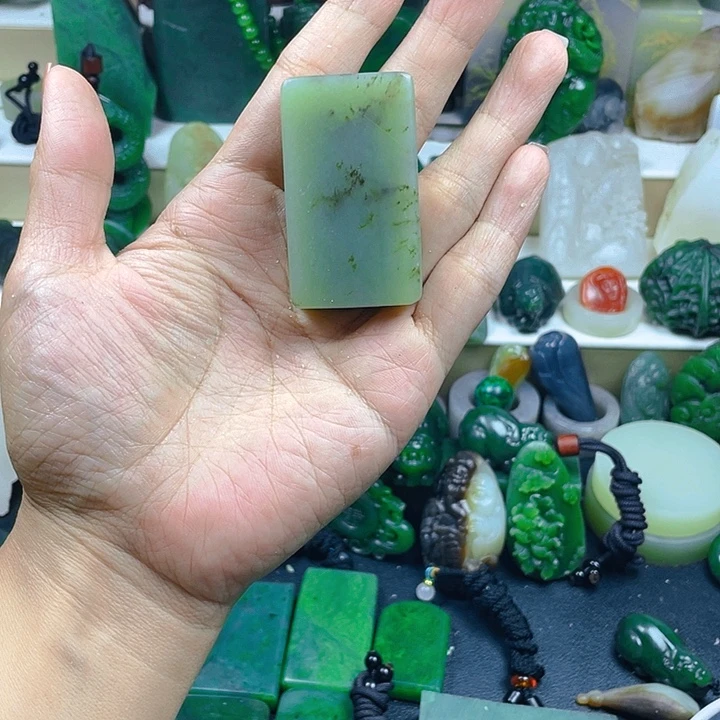 未镶嵌和田玉珠宝半成品