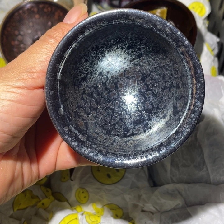 茶盏在这条街走到哪