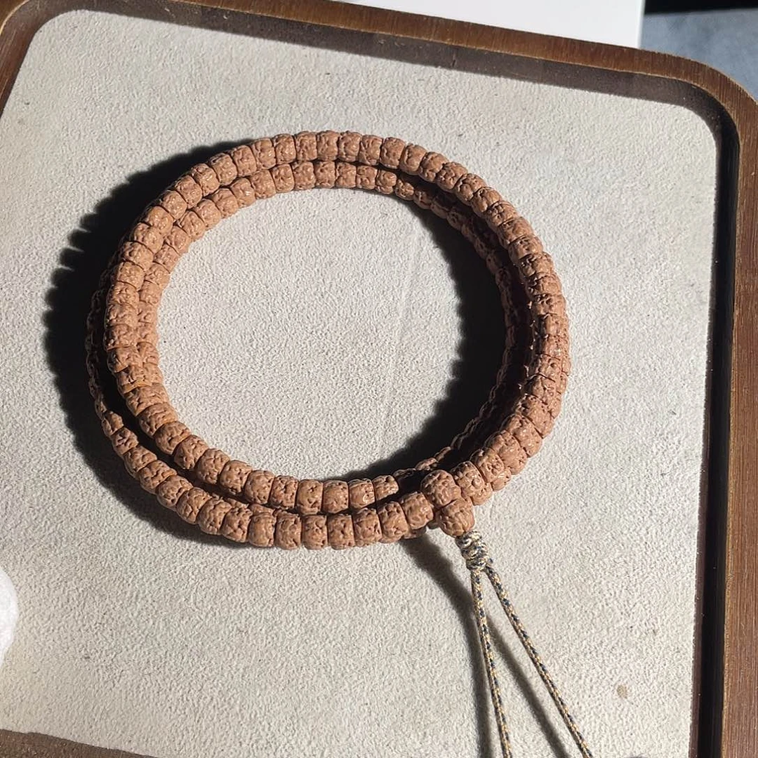 吊坠金刚菩提龙切佛手7mm