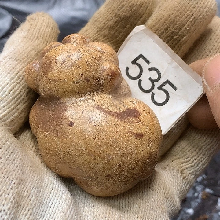 未镶嵌和田玉挂件斌*