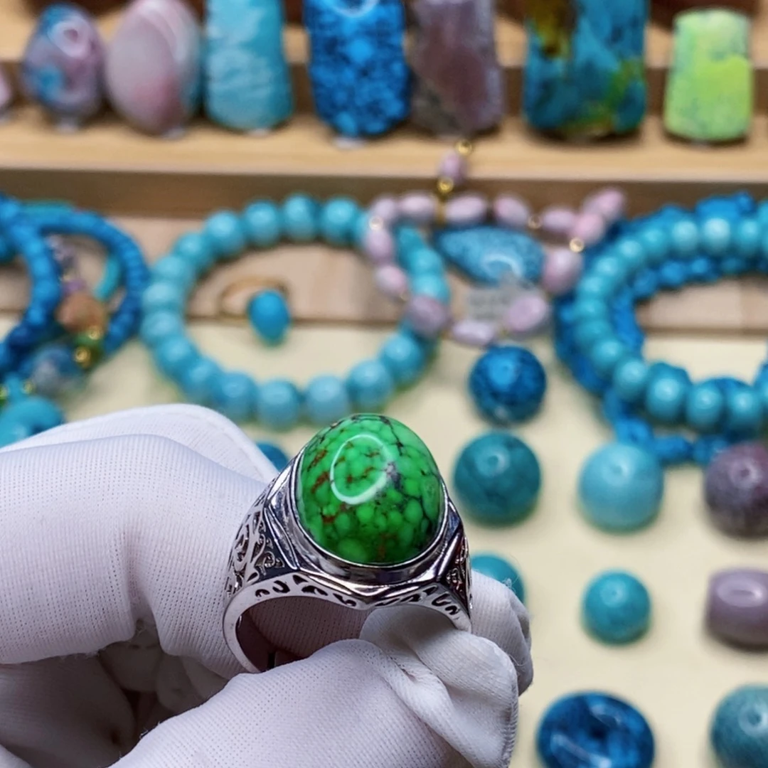 绿松石未镶嵌珠宝奇石