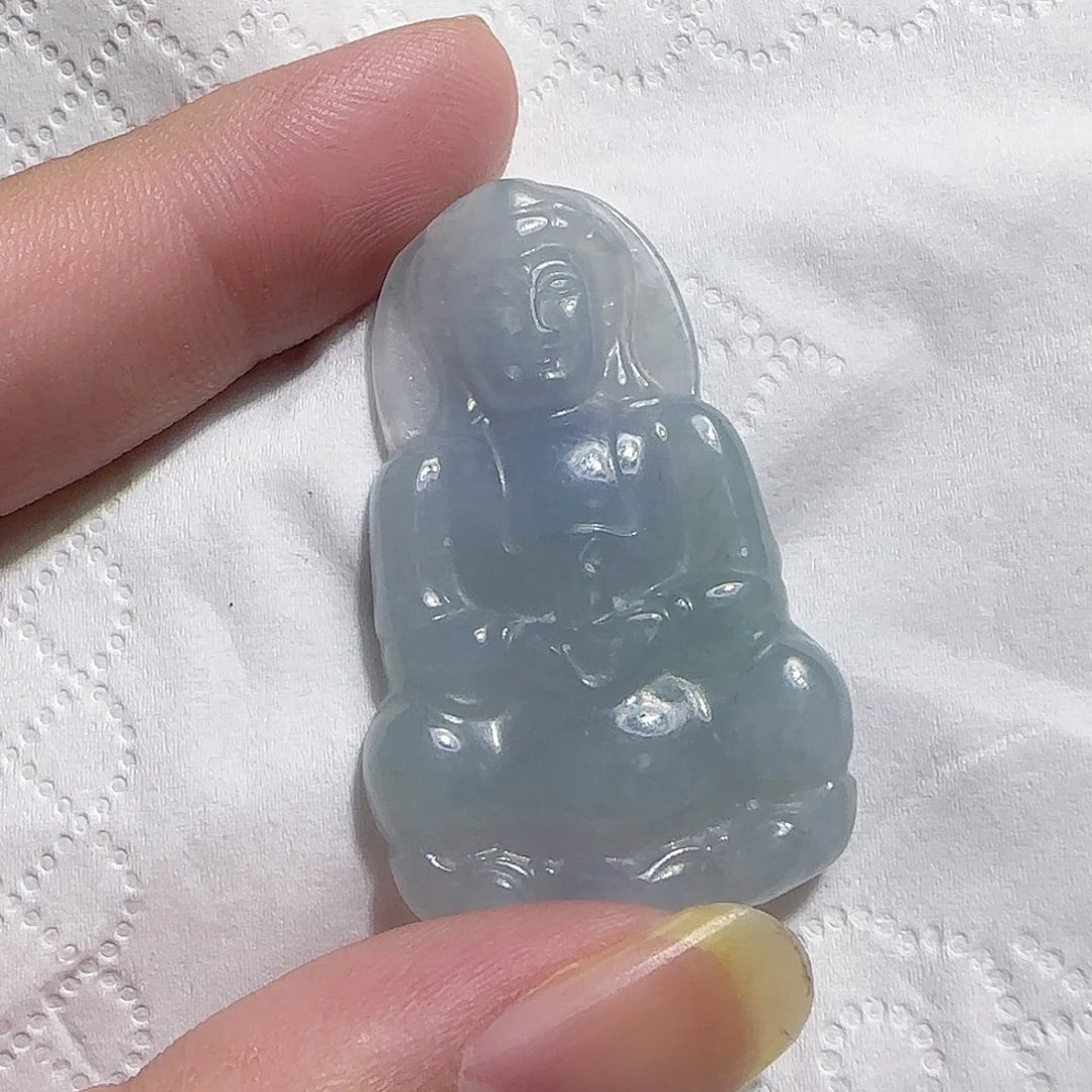 翡翠未镶嵌颈饰观音