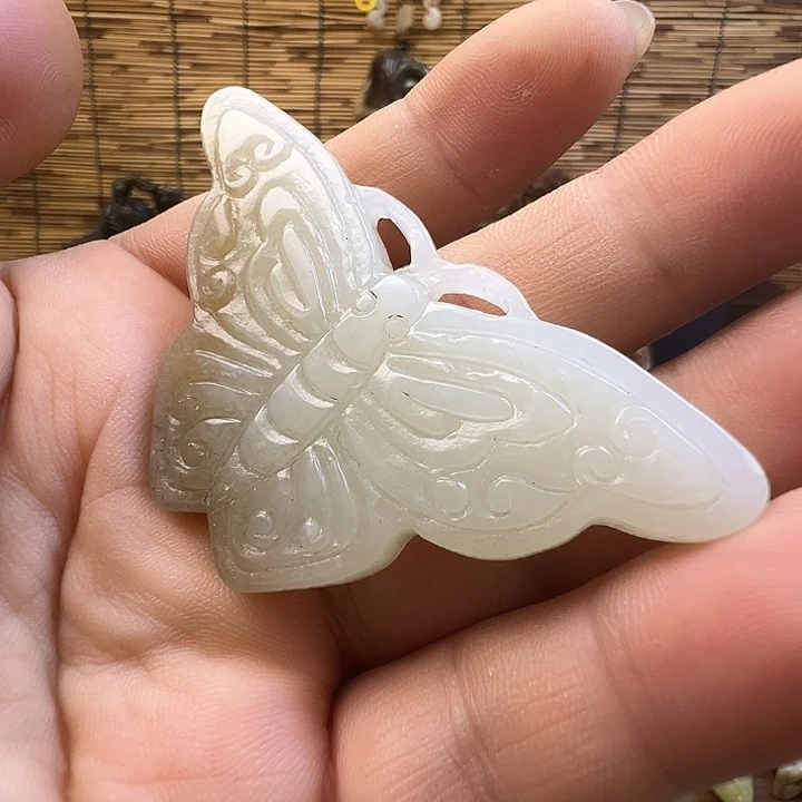 未镶嵌和田玉（糖玉）挂件