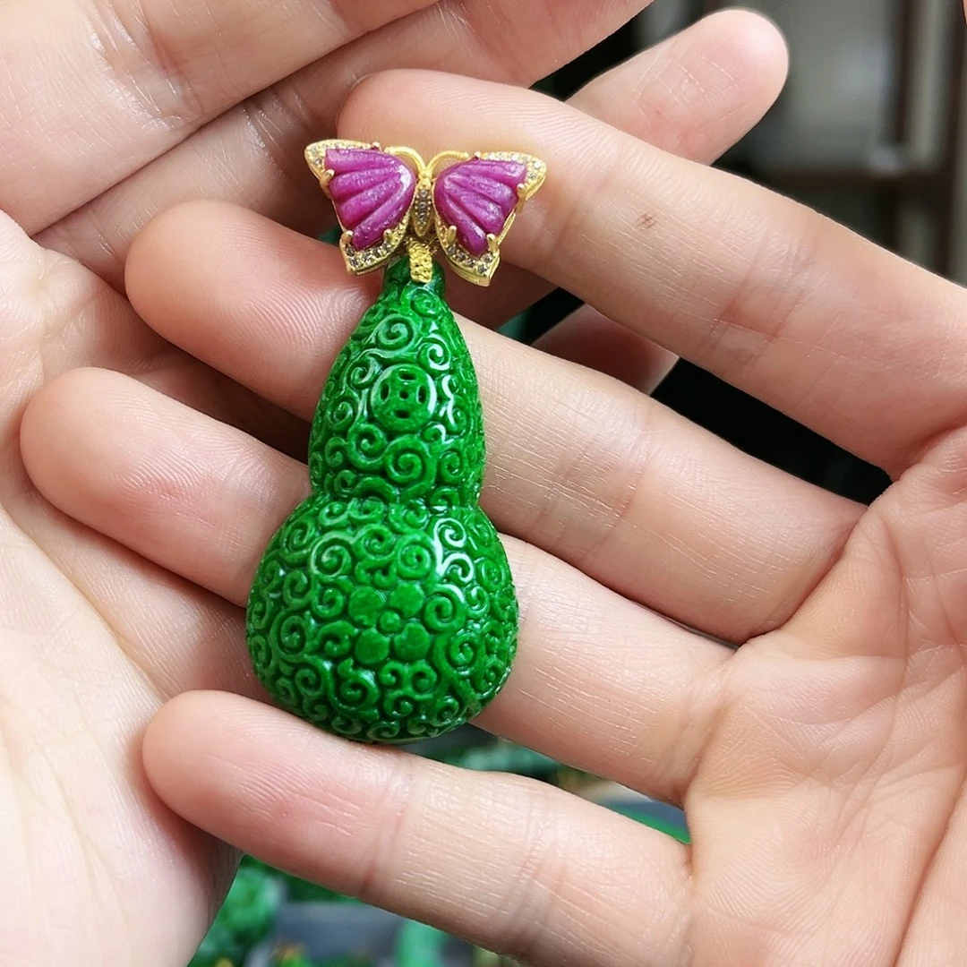 翡翠颈饰银S925镶嵌吊坠