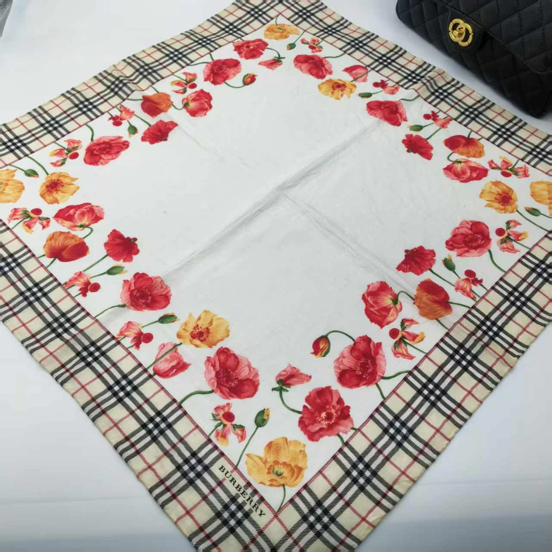 95新 BURBERRY/博柏利 海囤/巴宝莉/丝巾/yy08753