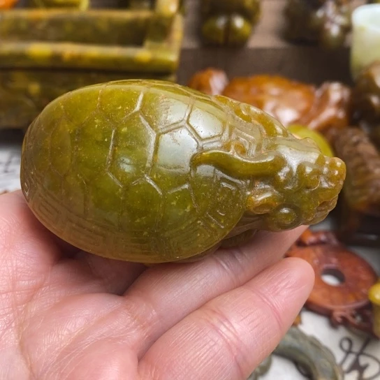 蛇纹石玉未镶嵌颈饰11