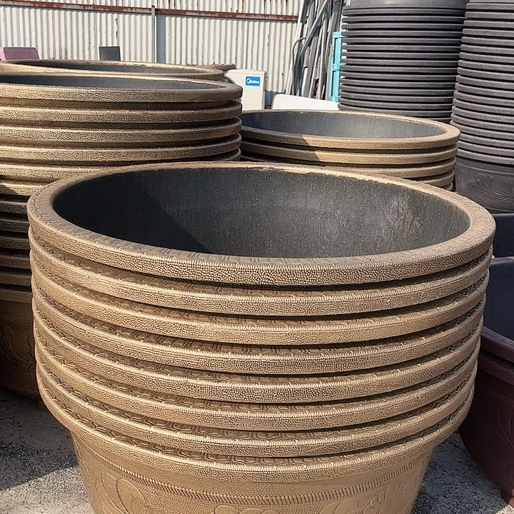 1.2米口径花盆一个