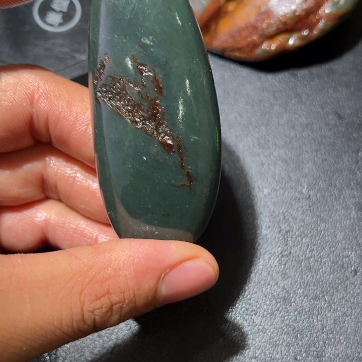 和田玉未镶嵌珠宝奇石