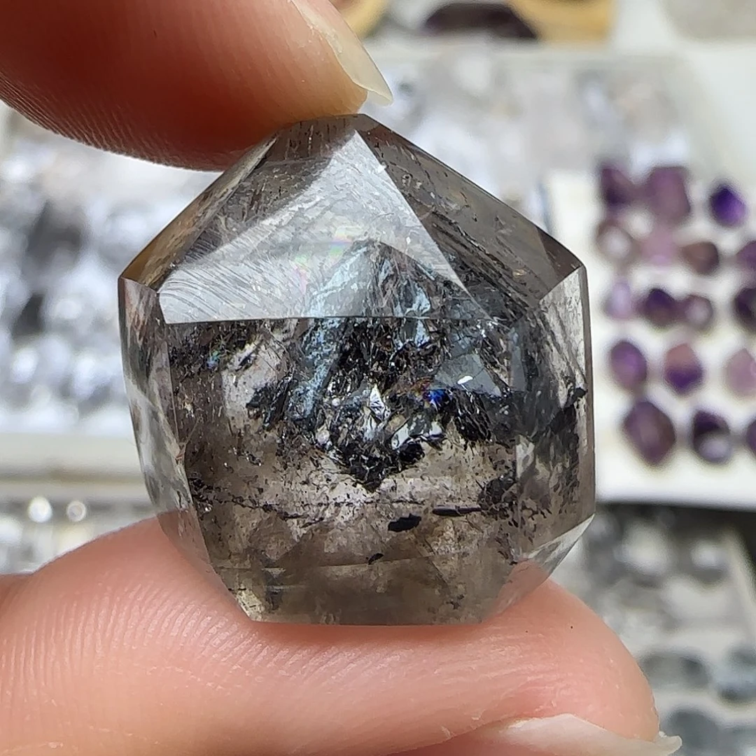 水晶未镶嵌珠宝半成品闪灵随形单尖