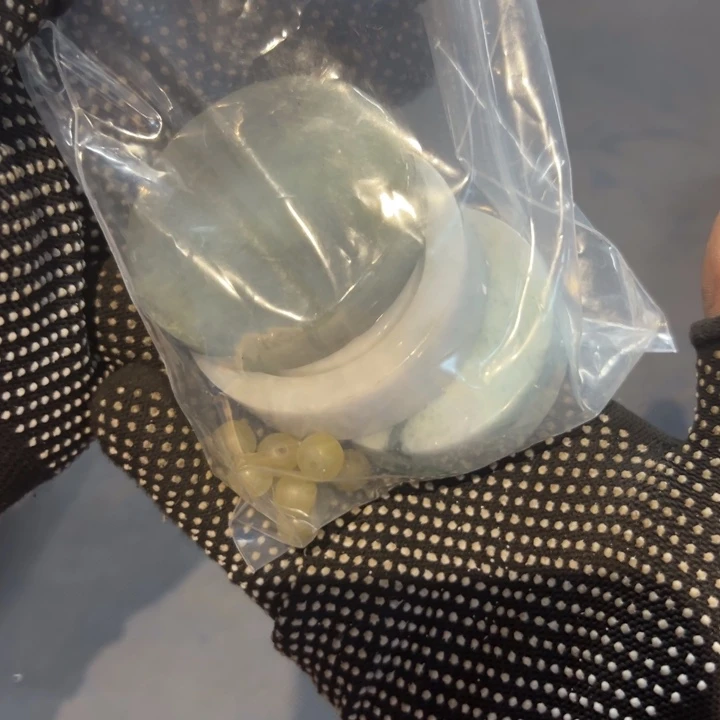 色***彩瓷片拾六家的瓷器瓷器