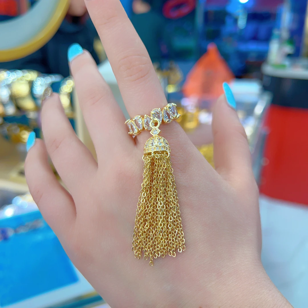 钛钢戒指 伊帕尔阿依新款时尚百搭气质个钛钢戒指欧美精致