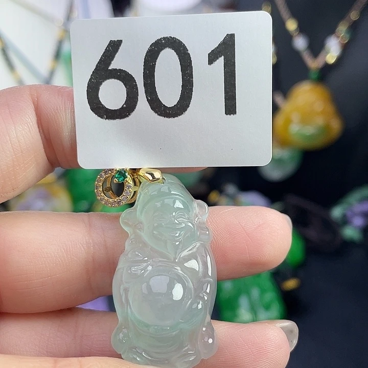 翡翠未镶嵌吊坠(赠链)