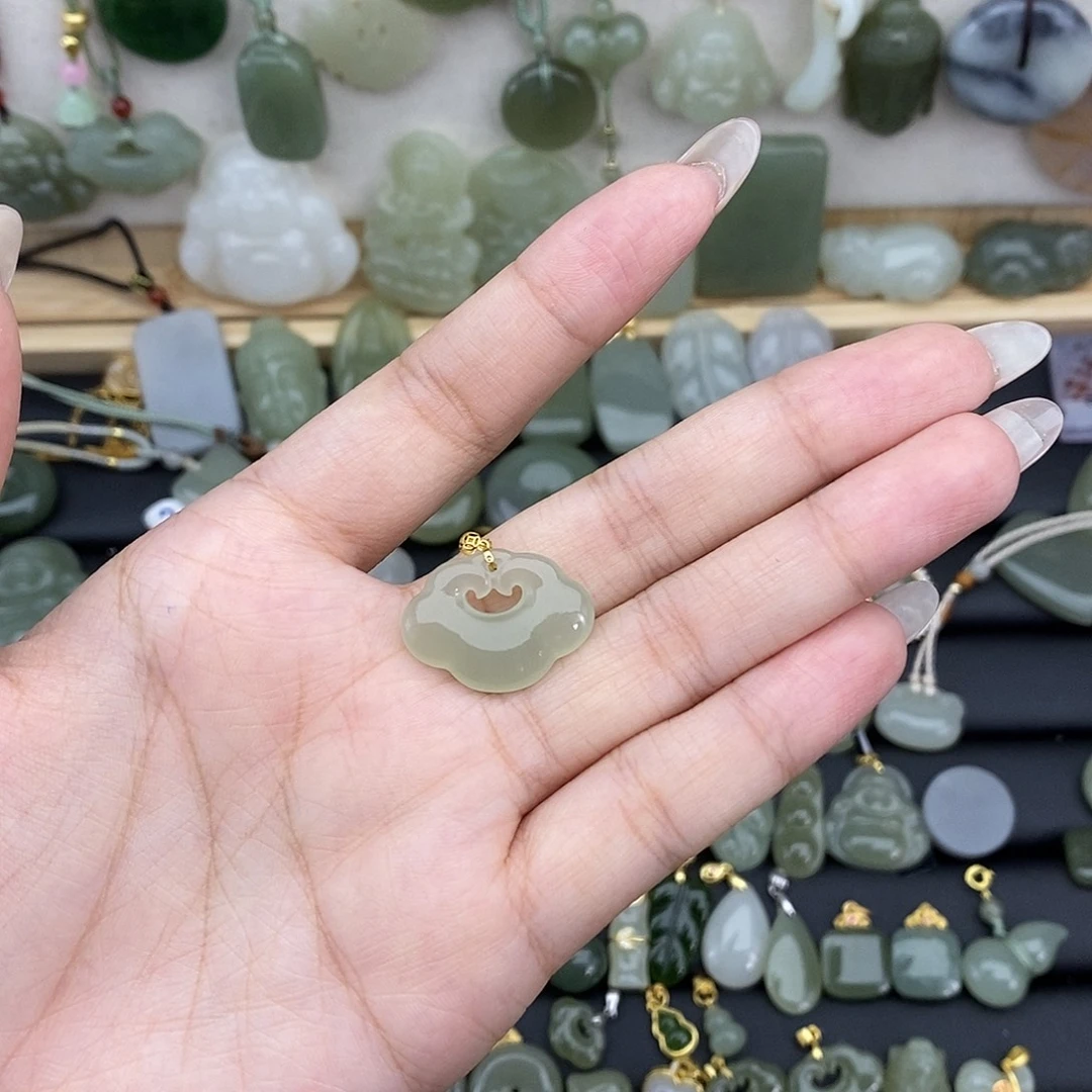 吊坠(不含链)18K金镶嵌和田玉