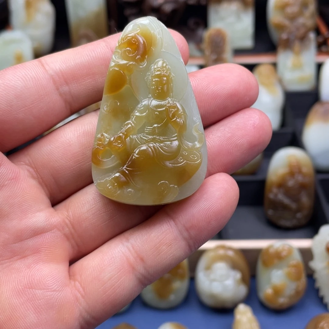 和田玉未镶嵌颈饰用****…