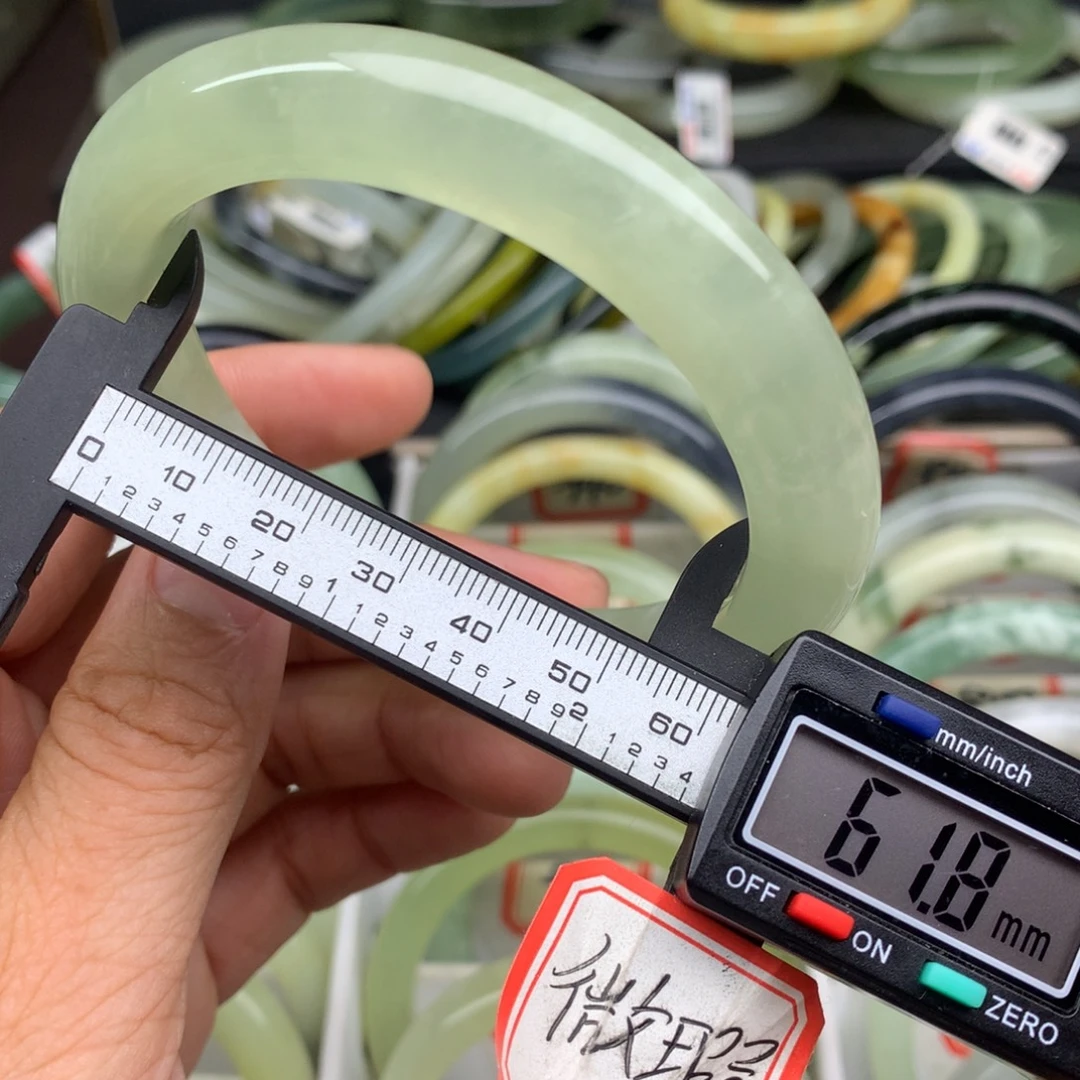 未镶嵌蛇纹石玉手镯958