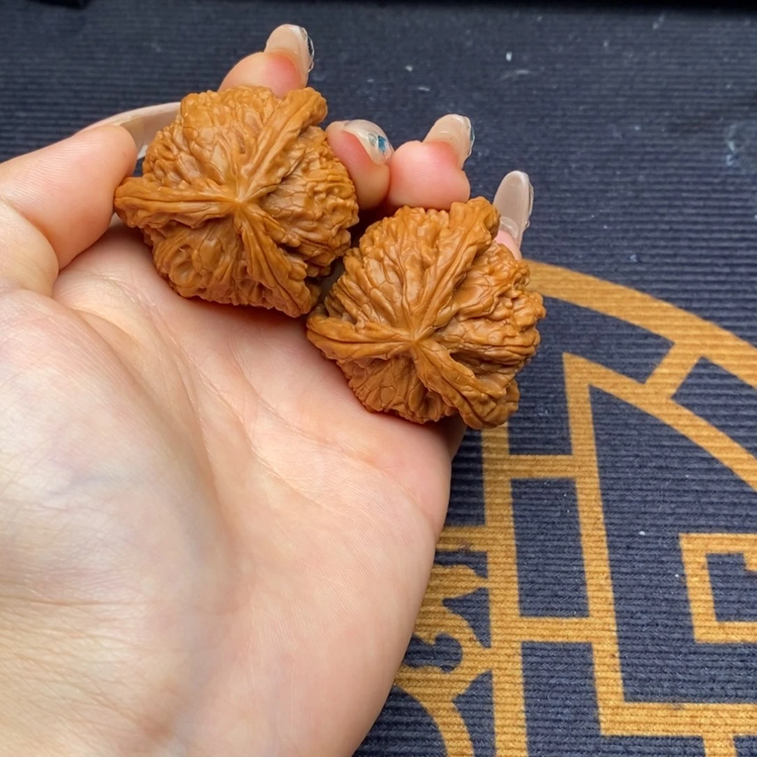 远***家吊坠文玩核桃白狮子