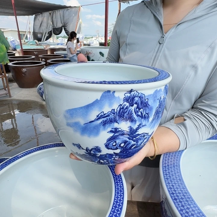 瓷片直径22，高15。。。