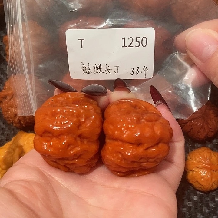 文玩核桃吊坠蛤蟆头38肚43