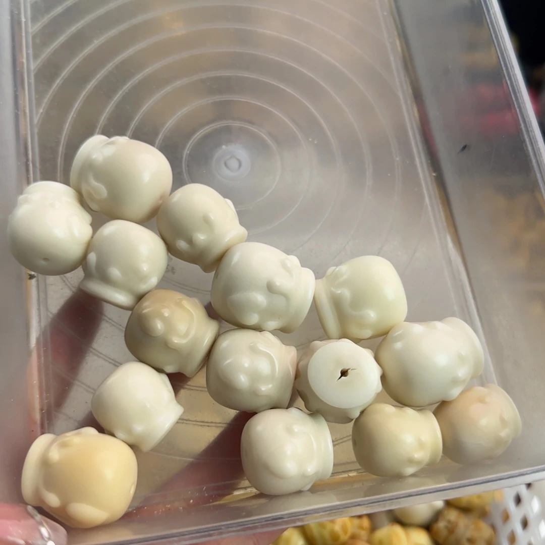 咕***咕手串菩提根/象牙果瑕疵牙果蜜罐14颗