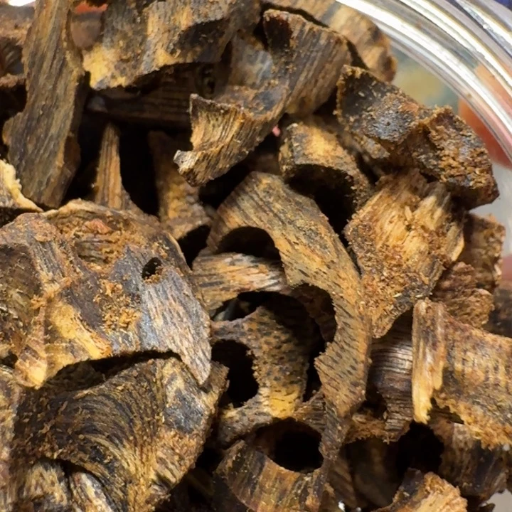 沉香沉香碎屑棋楠老乌身原叶高端车珠块料52克