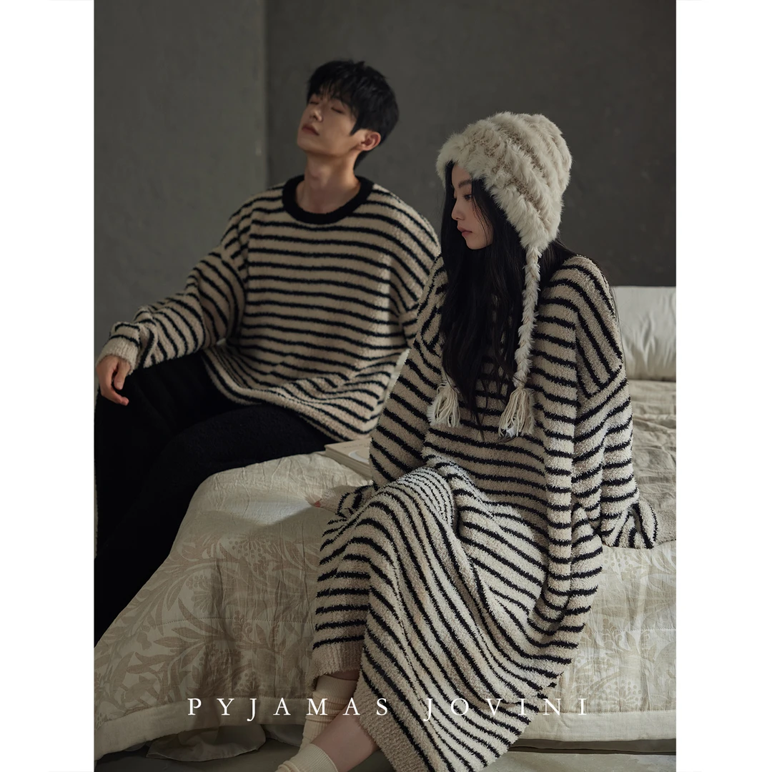 俏薇妮情侣睡裙女冬季款半边绒条纹男款珊瑚绒睡衣套装2025新款