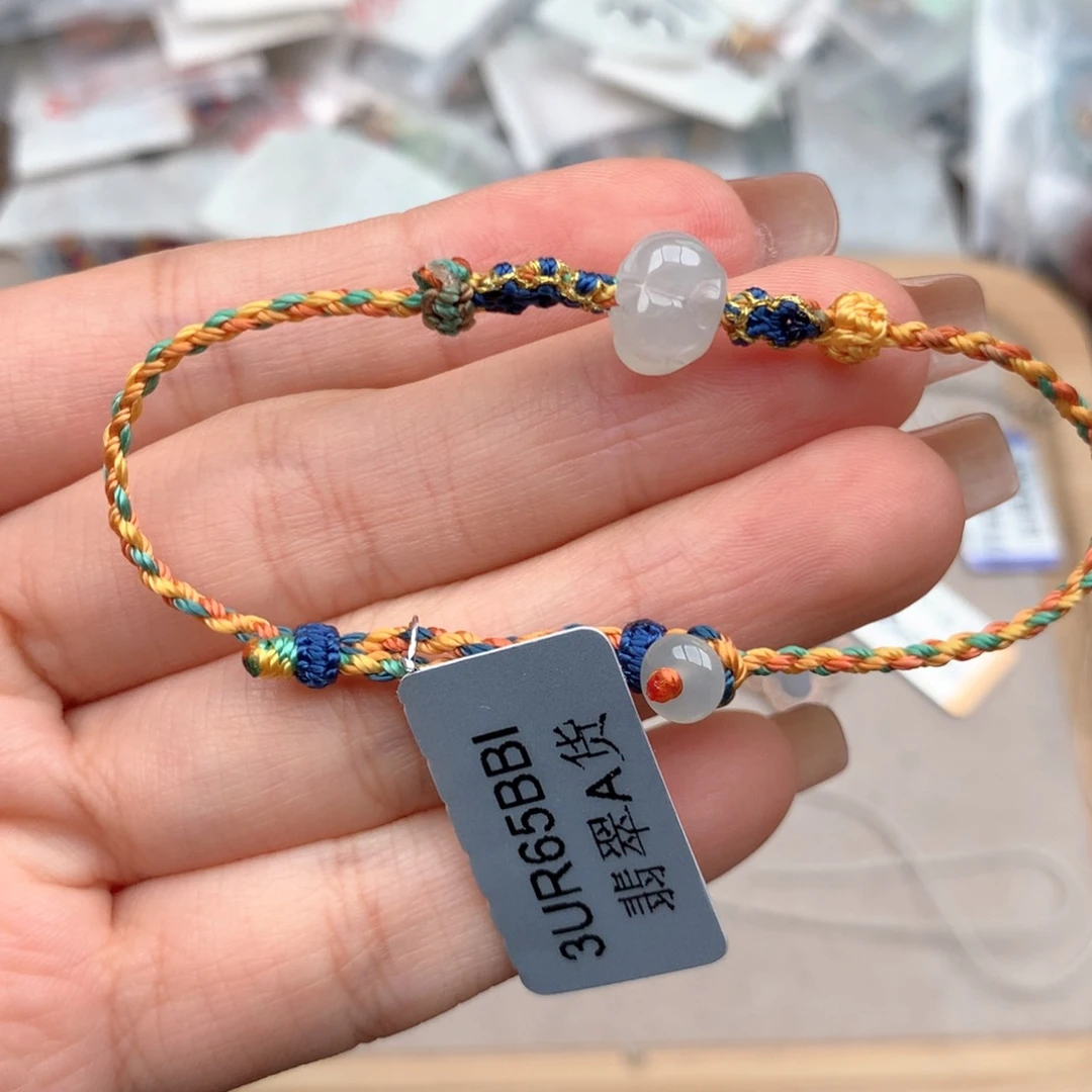 未镶嵌挂件翡翠….