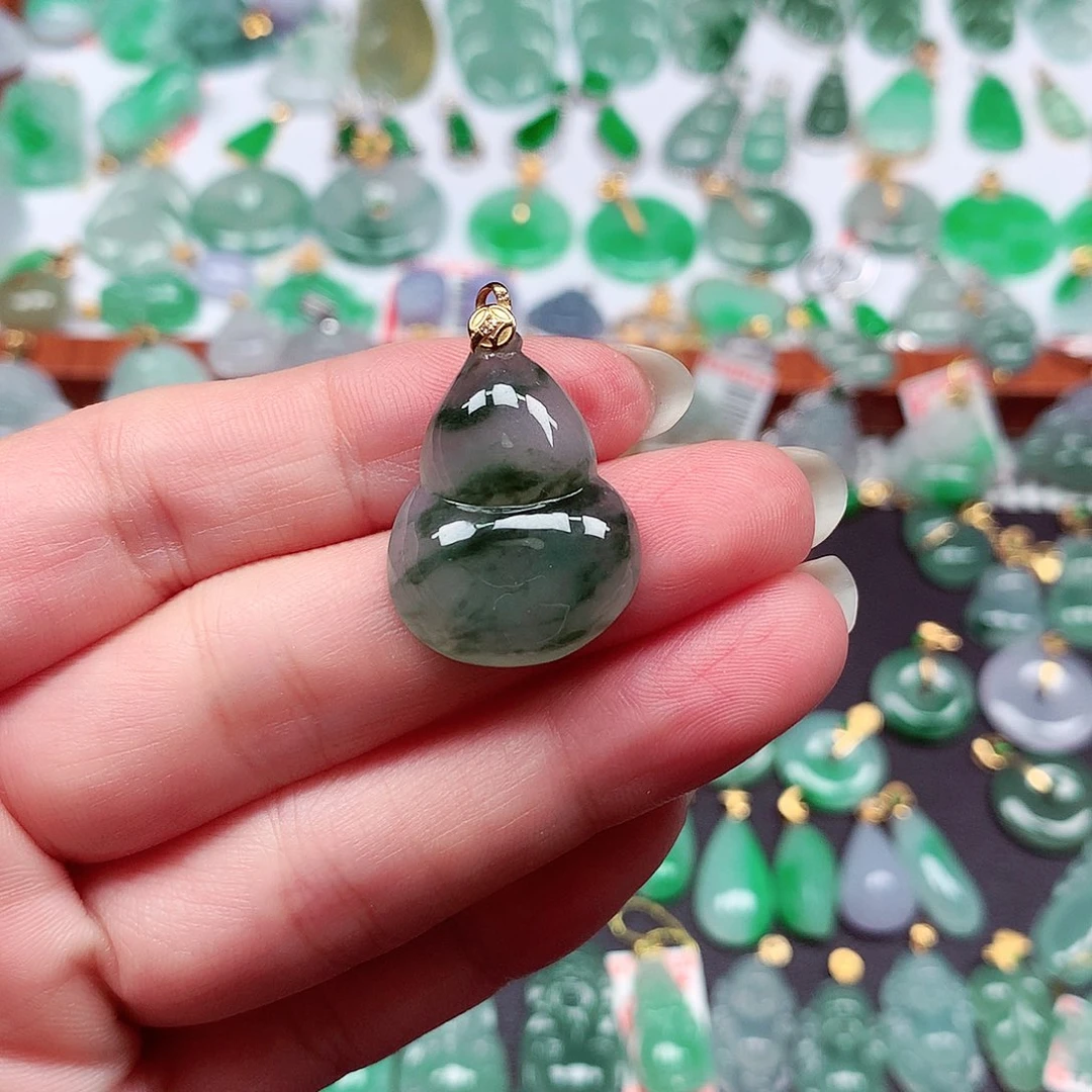 翡翠18K金镶嵌颈饰天然翡翠A货