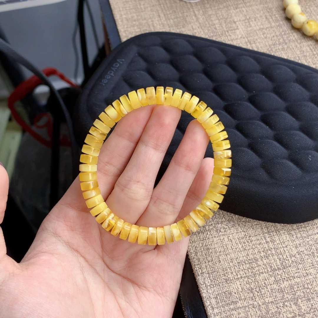 蜜蜡未镶嵌珠宝奇石8